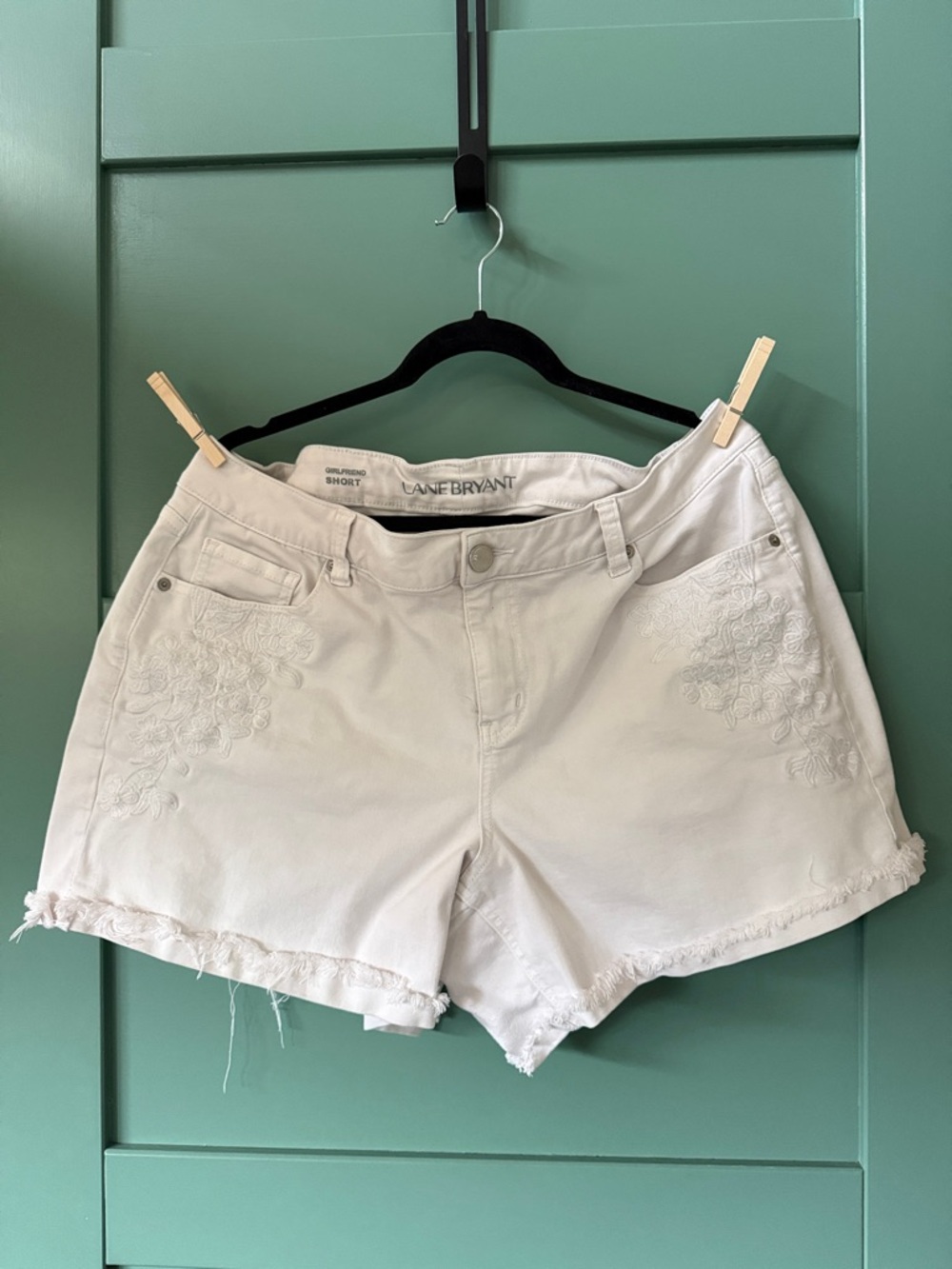 Lane Bryant White Embroidered Frayed Hem Jean Shorts
